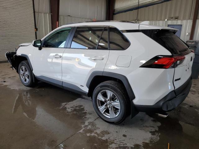 4T3RWRFV5SU197713 - 2025 TOYOTA RAV4 XLE WHITE photo 2