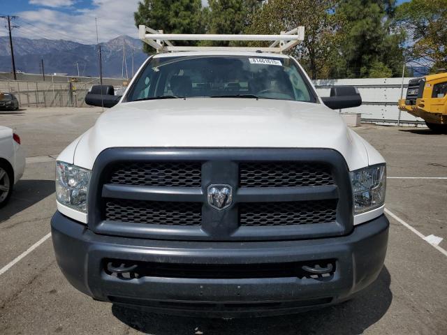 3C7WR4AJ4JG320064 - 2018 RAM 2500 ST WHITE photo 5