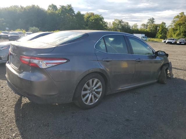 4T1B11HK2JU541493 - 2018 TOYOTA CAMRY L 灰色 照片 3