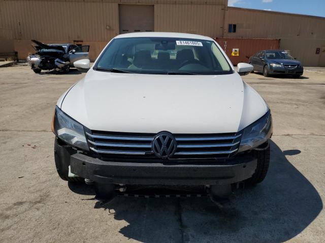 1VWBH7A35CC084254 - 2012 VOLKSWAGEN PASSAT SE 白色 照片 5