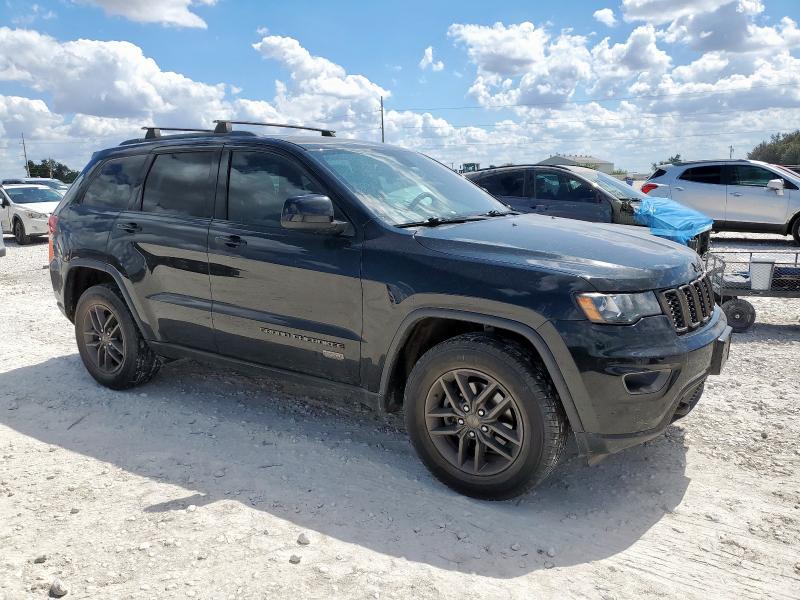 1C4RJFAG4GC462427 - 2016 JEEP GRAND CHER LAREDO 黑色 照片 4