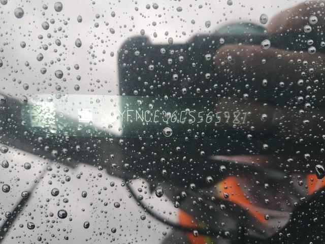 3GYFNCE36GS565981 - 2016 CADILLAC SRX PERFORMANCE COLLECTION Argent photo 14