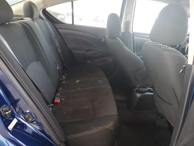 3N1CN7AP3JL878662 - 2018 NISSAN VERSA S Azul foto 10