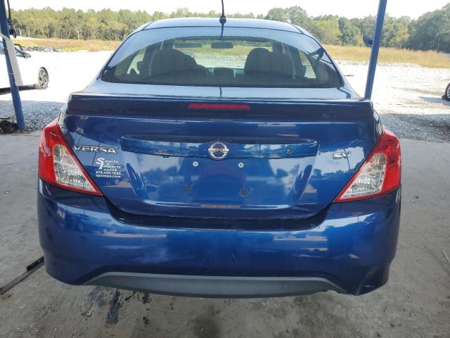 3N1CN7AP3JL878662 - 2018 NISSAN VERSA S Azul foto 6