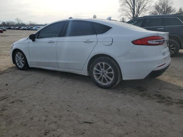 3FA6P0HD5LR108539 - 2020 FORD FUSION SE WHITE photo 2