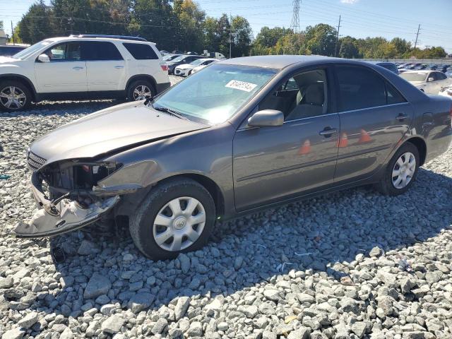 2004 TOYOTA CAMRY LE, 