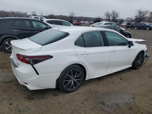 4T1T11AK7PU763230 - 2023 TOYOTA CAMRY SE NIGHT SHADE WHITE photo 3