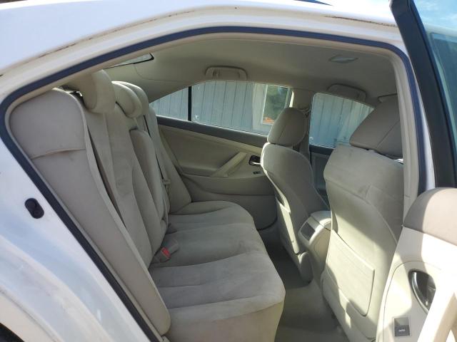 4T1BF3EK3BU665825 - 2011 TOYOTA CAMRY BASE WHITE photo 10