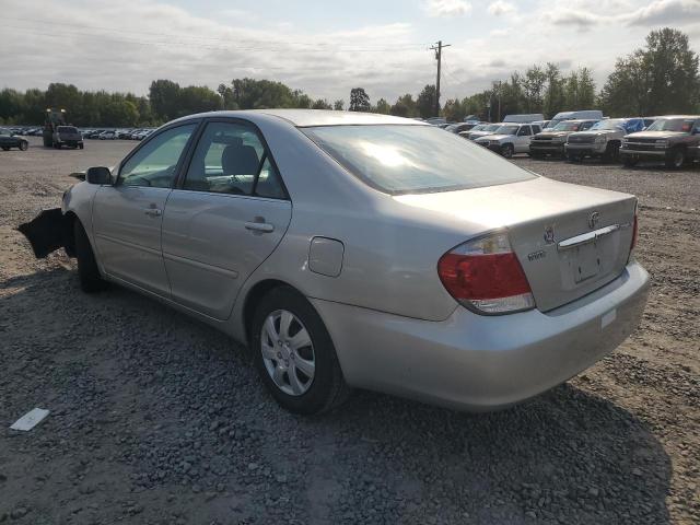 4T1BE32K55U414672 - 2005 TOYOTA CAMRY LE SILVER photo 2
