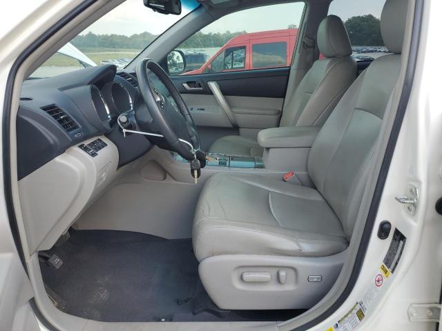 5TDZK3EH4DS119710 - 2013 TOYOTA HIGHLANDER BASE Weiß Foto 7