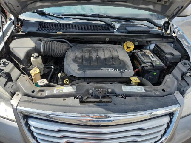 2C4RC1BG0FR636625 - 2015 CHRYSLER TOWN & COU TOURING SILVER photo 12