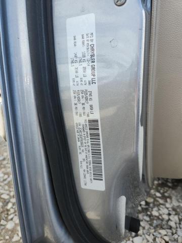 2C4RC1BG0FR636625 - 2015 CHRYSLER TOWN & COU TOURING SILVER photo 13