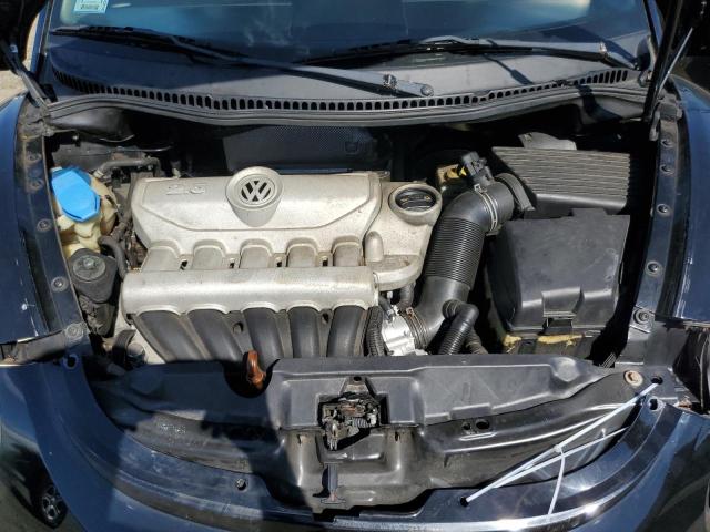 3VWPG3AGXAM008173 - 2010 VOLKSWAGEN NEW BEETLE BLACK photo 11
