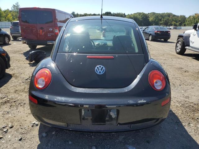 3VWPG3AGXAM008173 - 2010 VOLKSWAGEN NEW BEETLE BLACK photo 6