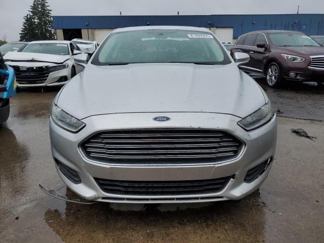 3FA6P0H76DR218513 - 2013 FORD FUSION SE SILVER photo 5