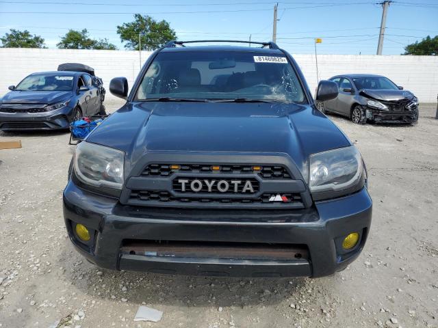 JTEBU14R170111786 - 2007 TOYT 4RUNNER SR5 رمادي صورة 5