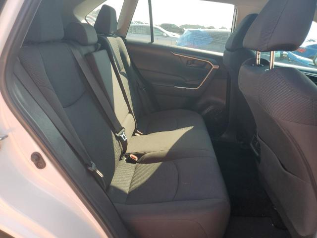 2T3H1RFV5NC188980 - 2022 TOYOTA RAV4 LE WHITE photo 11