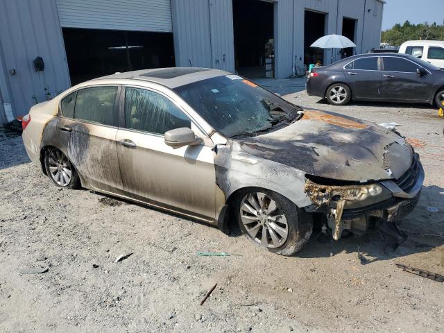 1HGCR2F82DA188162 - 2013 HONDA ACCORD EXL ბეჟი ფოტო 4