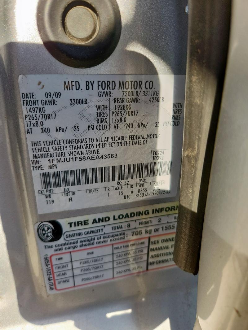 1FMJU1F58AEA43583 - 2010 FORD EXPEDITION XLT Silber Foto 13