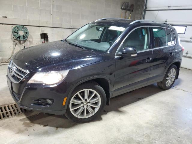 2011 VOLKSWAGEN TIGUAN S, 