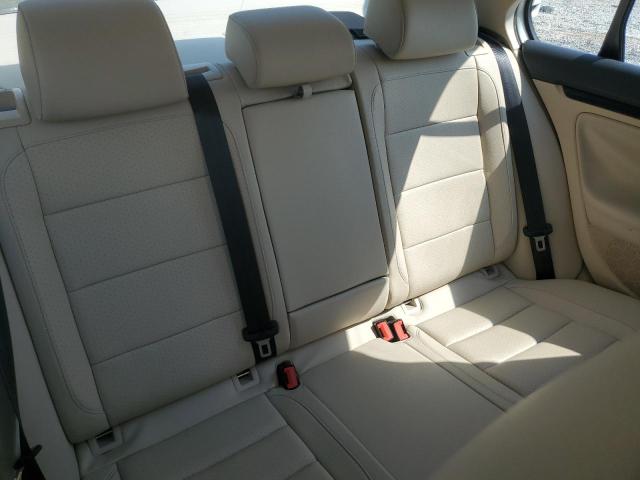3VWRX7AJ6AM035186 - 2010 VOLKSWAGEN JETTA SE فضي صورة 10