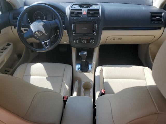 3VWRX7AJ6AM035186 - 2010 VOLKSWAGEN JETTA SE فضي صورة 8