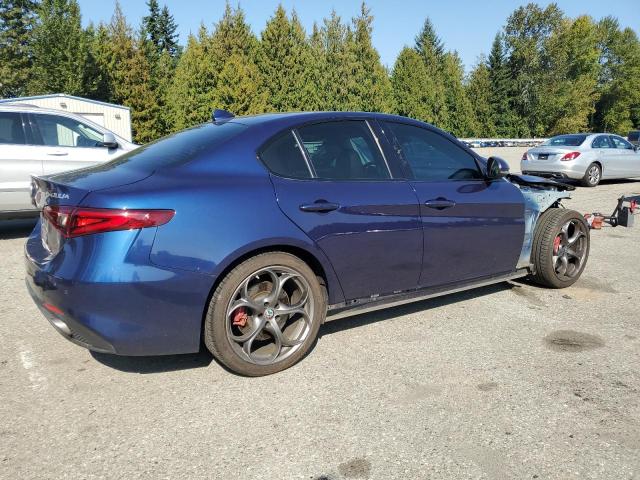 ZARFAEEN3H7537804 - 2017 ALFA ROMEO GIULIA TI Q4 BLUE photo 3