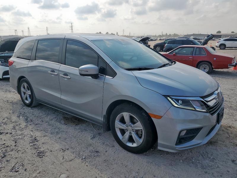 5FNRL6H79JB077116 - 2018 HONDA ODYSSEY EXL ვერცხლისფერი ფოტო 4