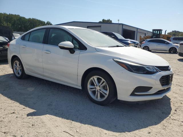 1G1BE5SM4J7116407 - 2018 CHEVROLET CRUZE LT WHITE photo 4