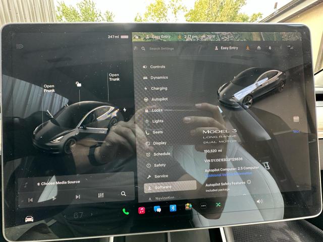 5YJ3E1EB3JF129836 - 2018 TESLA MODEL 3 Մոխրագույն լուսանկար 8