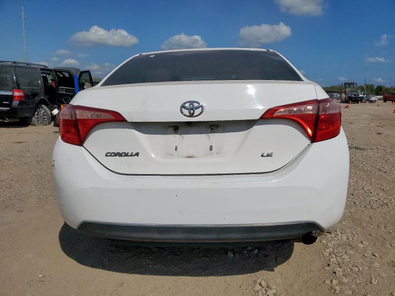 2T1BURHE5HC810470 - 2017 TOYOTA COROLLA L WHITE photo 6