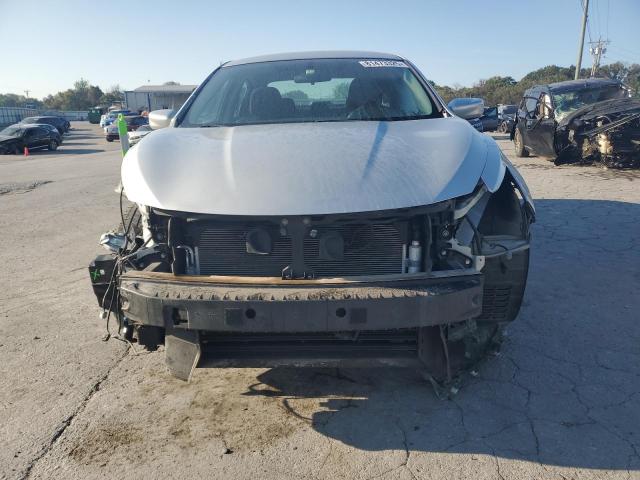1N4AL3AP3JC113357 - 2018 NISSAN ALTIMA 2.5 Srebrny zdjęcie 5