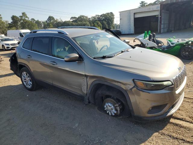 1C4PJLCB1KD365857 - 2019 JEEP CHEROKEE LATITUDE 银色 照片 4