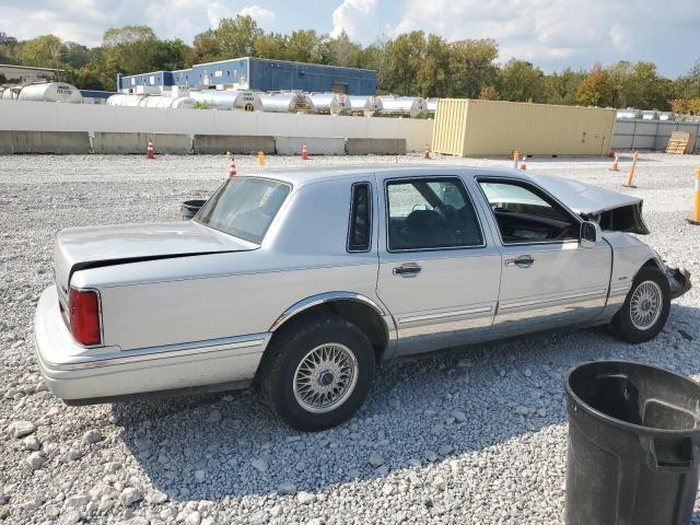 1LNLM82W1TY655139 - 1996 LINCOLN TOWN CAR SIGNATURE Gri fotoğraf 3
