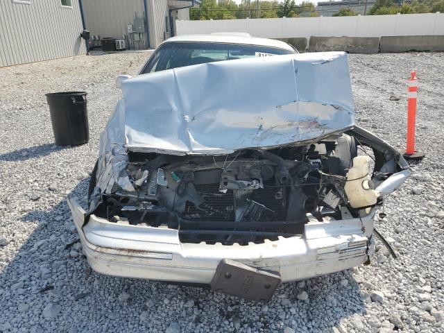 1LNLM82W1TY655139 - 1996 LINCOLN TOWN CAR SIGNATURE Gri fotoğraf 5