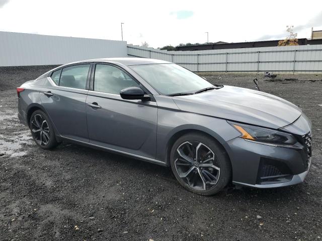 1N4BL4CV6RN430295 - 2024 NISSAN ALTIMA SR ნაცრისფერი ფოტო 4