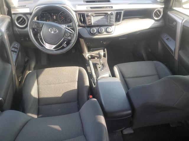 JTMBFREV2JJ218470 - 2018 TOYOTA RAV4 LE GRAY photo 8