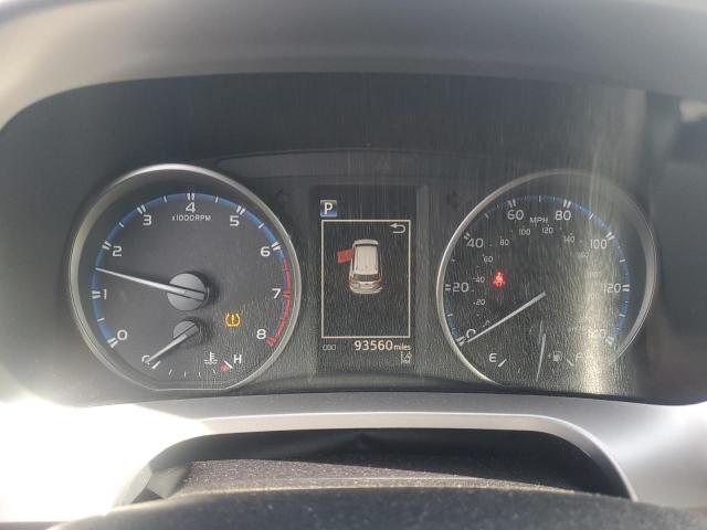 JTMBFREV2JJ218470 - 2018 TOYOTA RAV4 LE GRAY photo 9