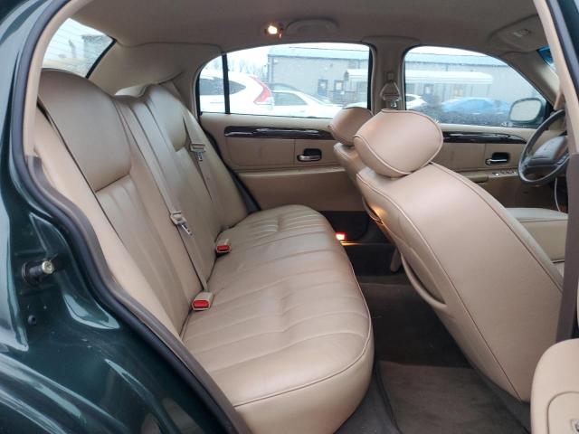 1LNFM81W8WY696919 - 1998 LINCOLN TOWN CAR EXECUTIVE GREEN photo 10