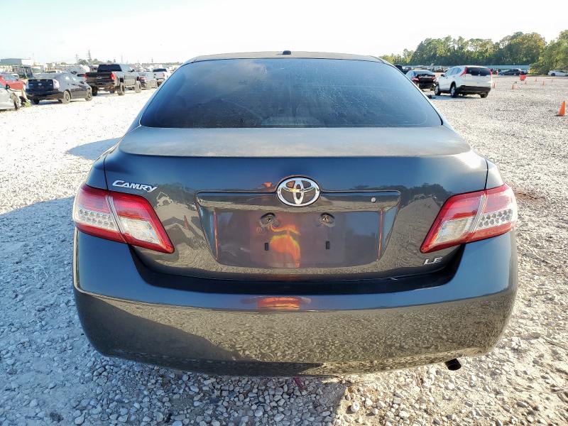 4T1BF3EK4BU136366 - 2011 TOYOTA CAMRY BASE GRAY photo 6