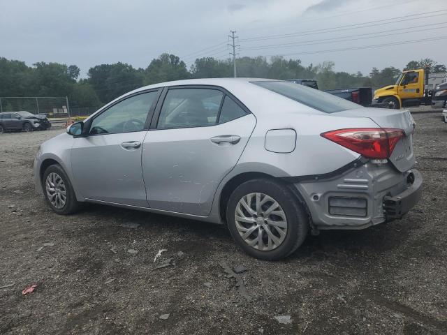 2T1BURHE1HC954954 - 2017 TOYOTA COROLLA L ვერცხლისფერი ფოტო 2