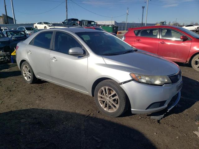 KNAFU4A28C5506606 - 2012 KIA FORTE EX SILVER photo 4