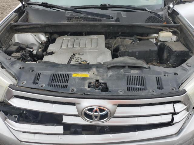 5TDBK3EH1BS077429 - 2011 TOYOTA HIGHLANDER BASE Gümüş fotoğraf 12