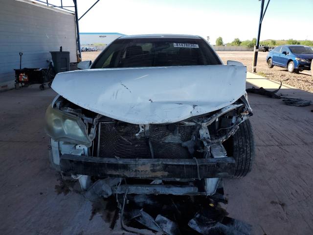4T1BF1FK3CU181108 - 2012 TOYOTA CAMRY BASE WHITE photo 5