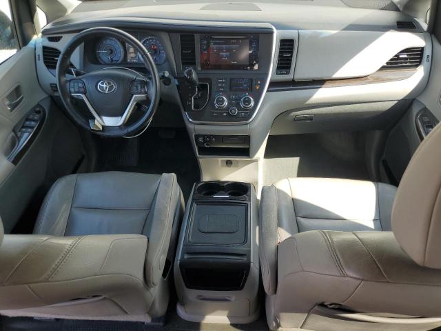 5TDYK3DC8FS672655 - 2015 TOYOTA SIENNA XLE 白色 照片 8