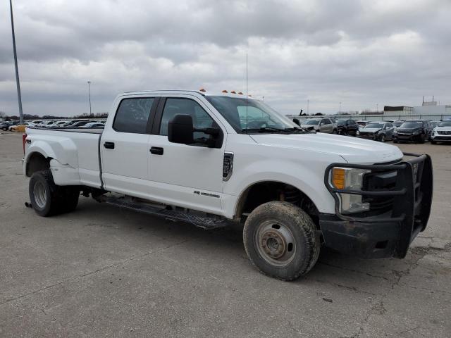 1FT8W3DT8HEB21476 - 2017 FORD F350 SUPER DUTY WHITE photo 4