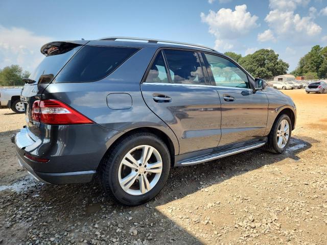 4JGDA5HB5CA093688 - 2012 MERCEDES-BENZ ML 350 4MATIC CHARCOAL photo 3