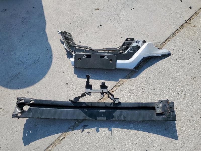 5N1AT2MV4KC731783 - 2019 NISSAN ROGUE S ვერცხლისფერი ფოტო 13