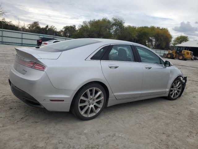 3LN6L2G9XER809123 - 2014 LINCOLN MKZ SILVER photo 3