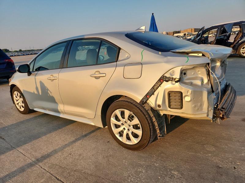 5YFB4MDE1RP194230 - 2024 TOYOTA COROLLA LE SILVER photo 2